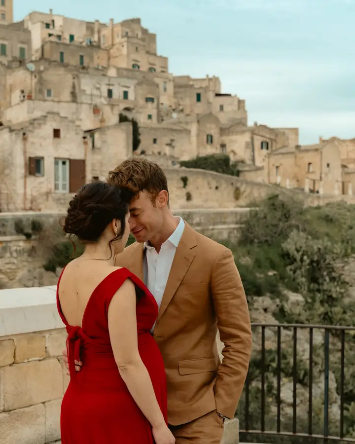 A couple above the Sassi of Matera, from a Perfetto Momento experience