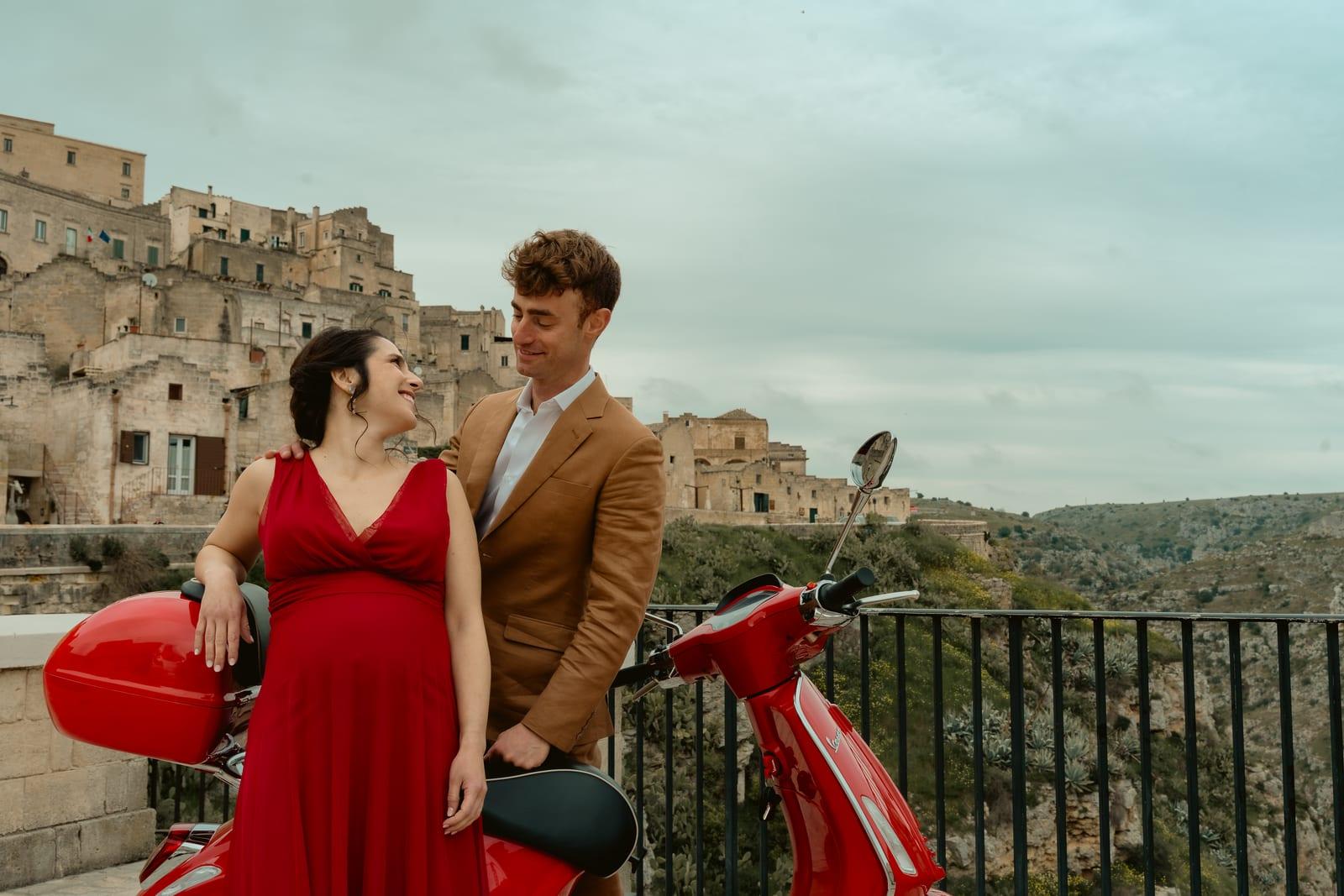 Couple overlooking the Sassi di Matera